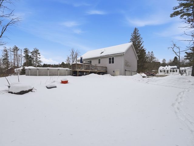 661 Wheelwright Rd, Barre, MA 01005