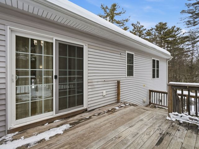 661 Wheelwright Rd, Barre, MA 01005