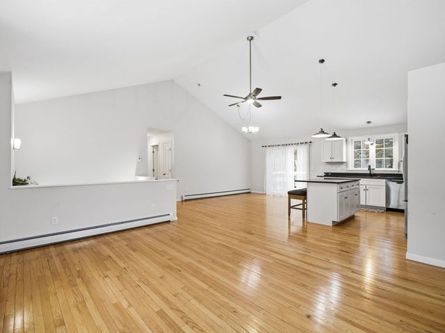 661 Wheelwright Rd, Barre, MA 01005