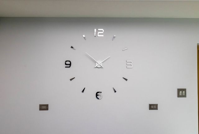 7806 W 83rd Street, Bridgeview, IL 60455