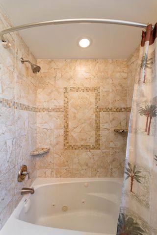 7806 W 83rd Street, Bridgeview, IL 60455