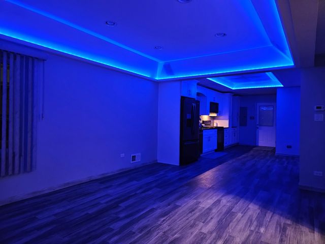 7806 W 83rd Street, Bridgeview, IL 60455