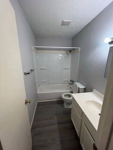 2410 N Willis Street, Abilene, TX 79603
