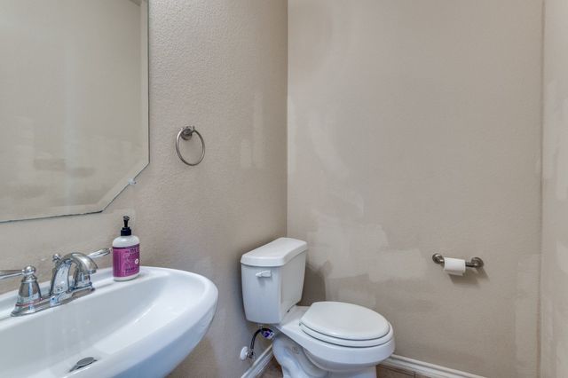2904 Crystal Way, Grand Prairie, TX 75052