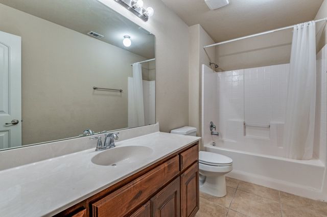 2904 Crystal Way, Grand Prairie, TX 75052