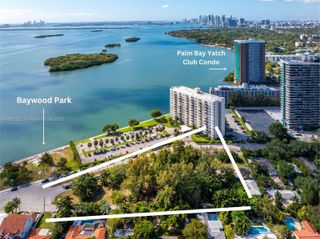 895 NE 70th St, Miami, FL 33138