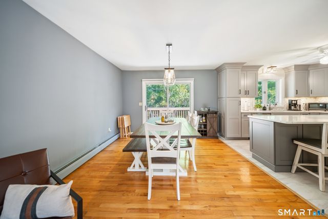 8 Wills Road, Newtown, CT 06470