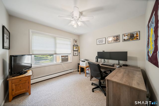 8 Wills Road, Newtown, CT 06470