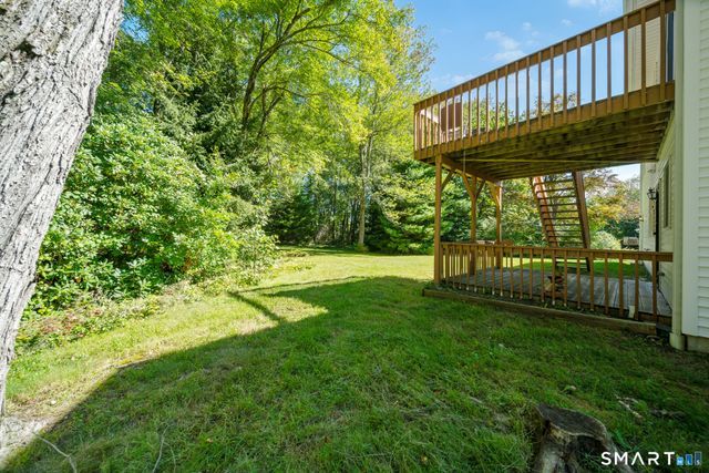 8 Wills Road, Newtown, CT 06470