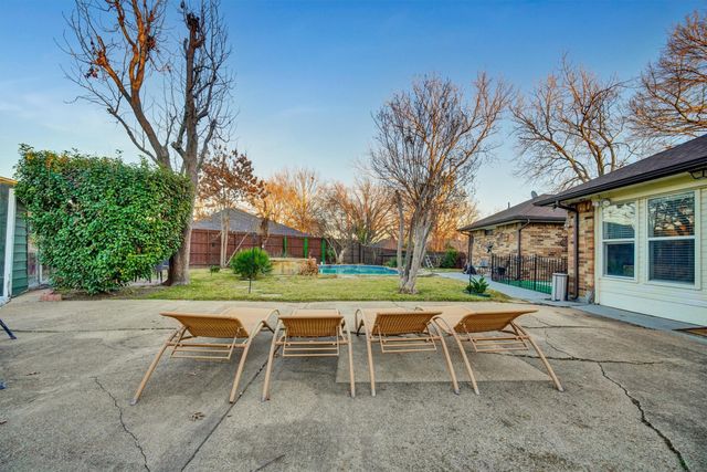 3717 Christopher Drive, Rowlett, TX 75088