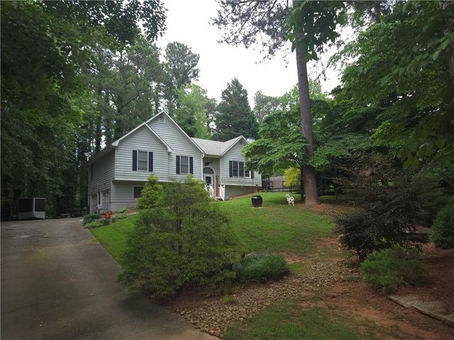 102 Thomas Drive, Dallas, GA 30157