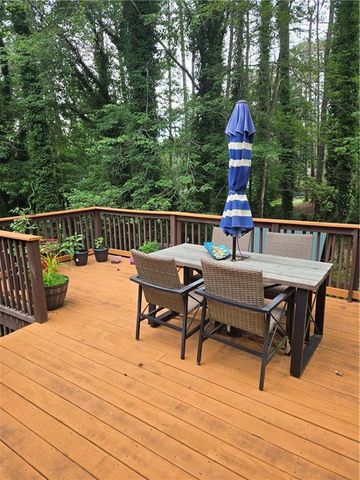 102 Thomas Drive, Dallas, GA 30157