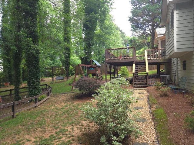 102 Thomas Drive, Dallas, GA 30157