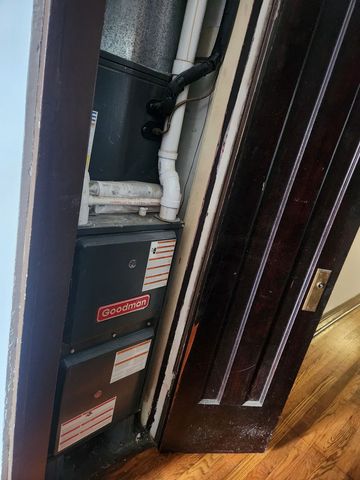 1651 N Mayfield Avenue, Chicago, IL 60639