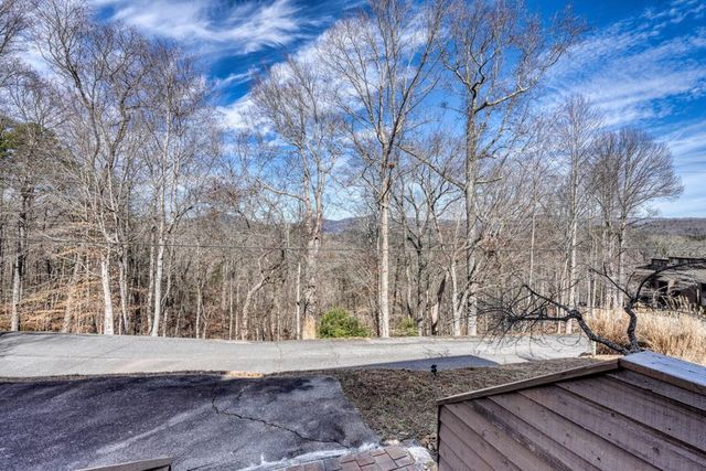 500 Marina Road B1, Murphy, NC 28906