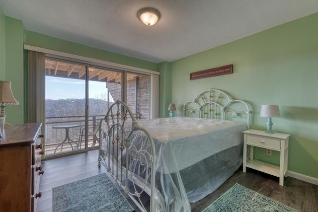 500 Marina Road B1, Murphy, NC 28906