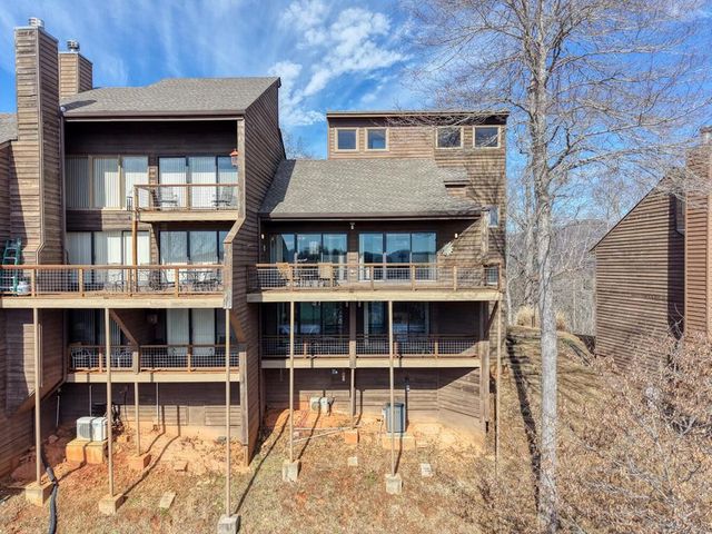500 Marina Road B1, Murphy, NC 28906