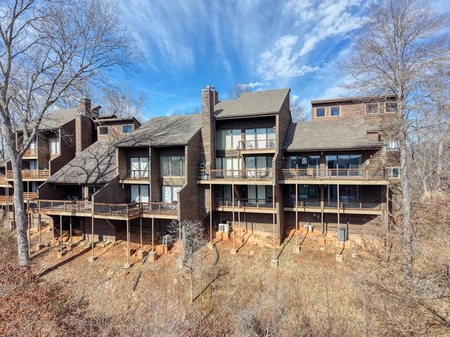 500 Marina Road B1, Murphy, NC 28906
