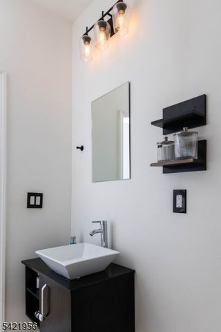 126 Ridge Ave, Bloomfield Twp., NJ 07003