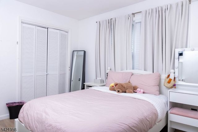 126 Ridge Ave, Bloomfield Twp., NJ 07003