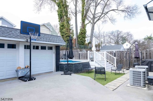 126 Ridge Ave, Bloomfield Twp., NJ 07003