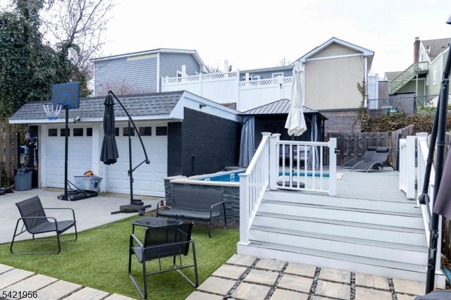 126 Ridge Ave, Bloomfield Twp., NJ 07003