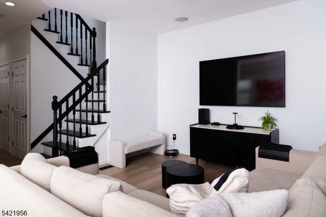 126 Ridge Ave, Bloomfield Twp., NJ 07003