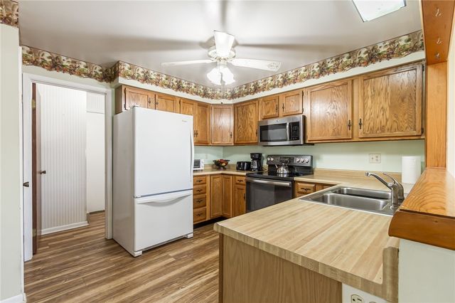 151 N Bloomfield Rd, Canandaigua City, NY 14424