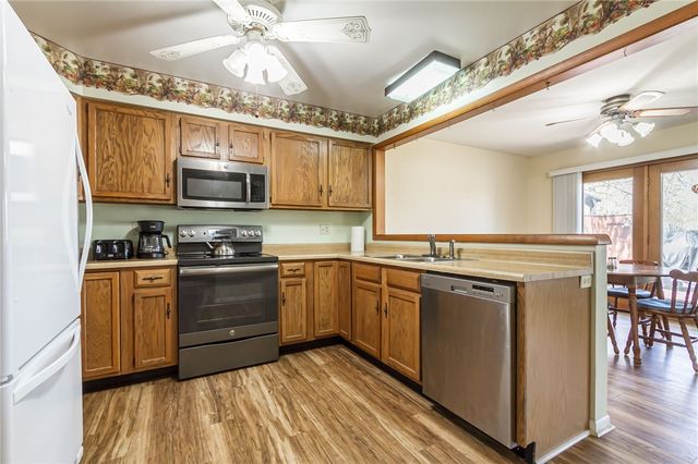 151 N Bloomfield Rd, Canandaigua City, NY 14424