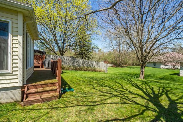 151 N Bloomfield Rd, Canandaigua City, NY 14424
