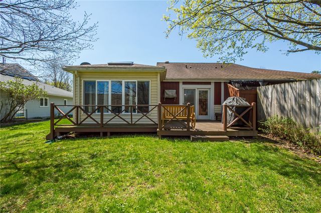 151 N Bloomfield Rd, Canandaigua City, NY 14424