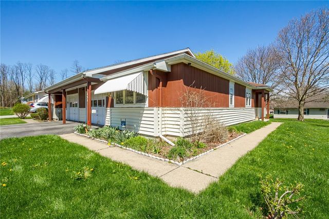151 N Bloomfield Rd, Canandaigua City, NY 14424