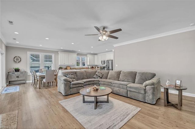 120 Cedar RD, Chesapeake, VA 23322