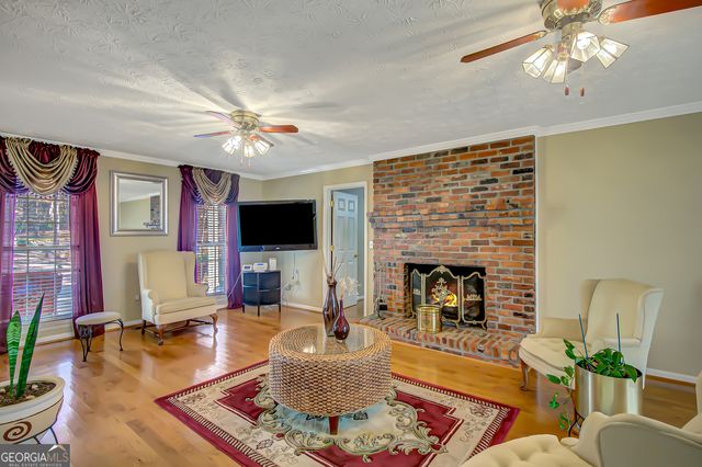 6450 Lake Sara Glen Drive, Douglasville, GA 30135