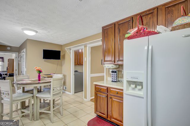 6450 Lake Sara Glen Drive, Douglasville, GA 30135