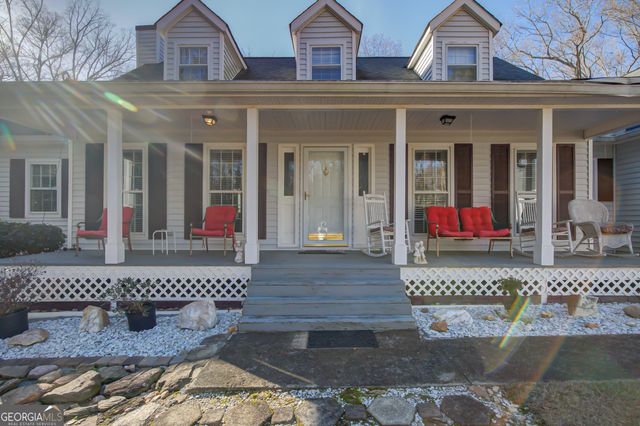 6450 Lake Sara Glen Drive, Douglasville, GA 30135