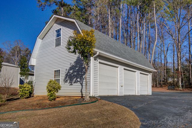 6450 Lake Sara Glen Drive, Douglasville, GA 30135