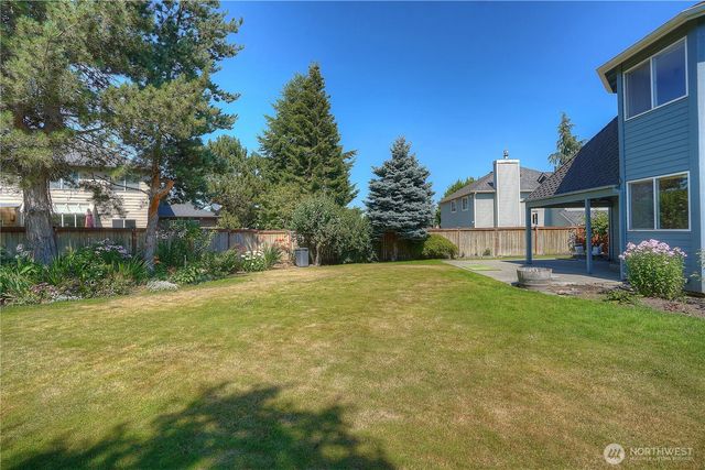 176 Eagle Ridge Drive E, Puyallup, WA 98374