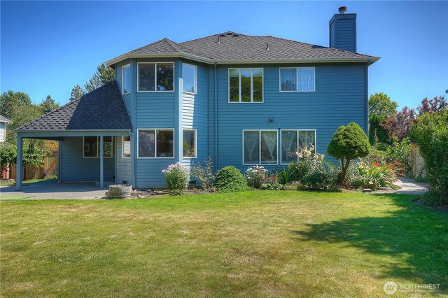 176 Eagle Ridge Drive E, Puyallup, WA 98374