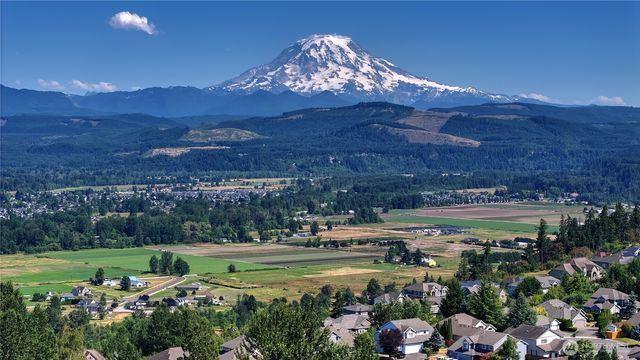 176 Eagle Ridge Drive E, Puyallup, WA 98374