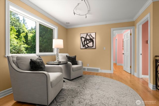 17524 10th Avenue NW, Shoreline, WA 98177