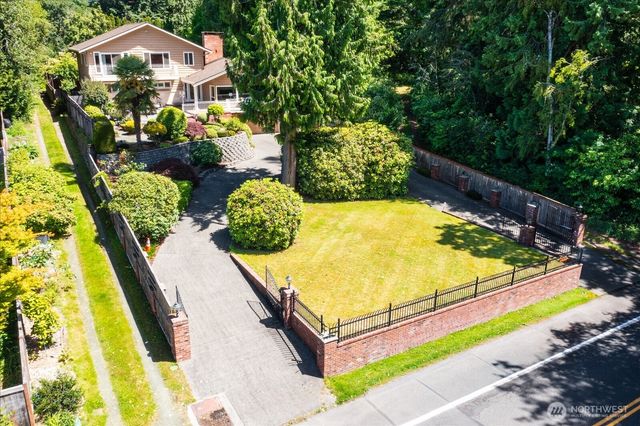 17524 10th Avenue NW, Shoreline, WA 98177