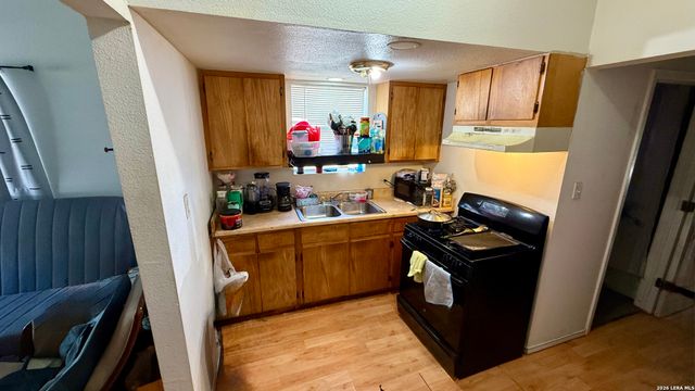 211 Rehmann, San Antonio, TX 78204