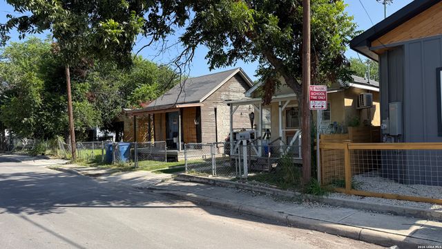 211 Rehmann, San Antonio, TX 78204