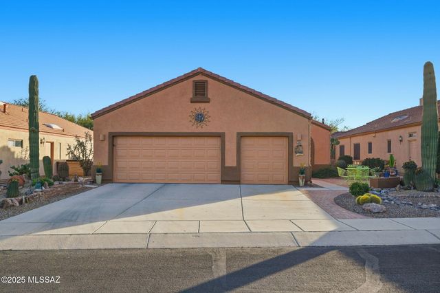 603 W Mickelson Lane, Green Valley, AZ 85614
