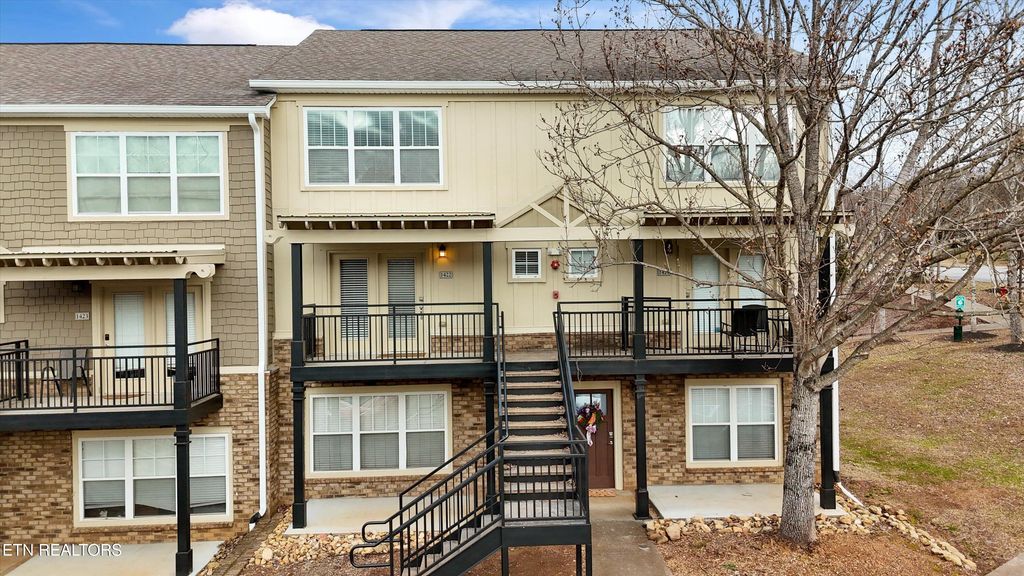 1121 Tree Top Way 1422, Knoxville, TN 37920
