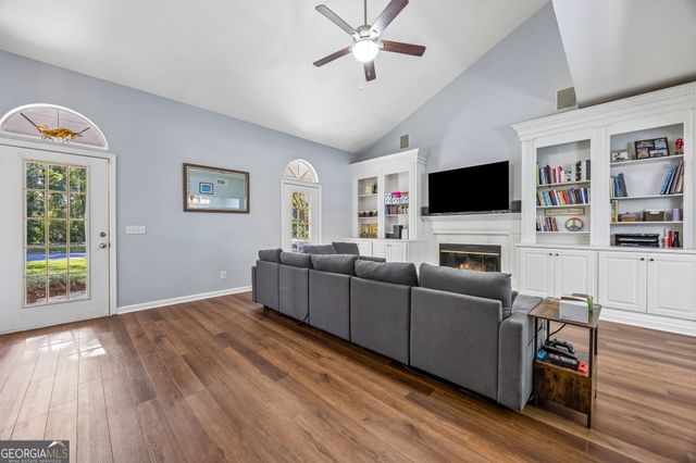 213 Cardinal Circle W, St. Marys, GA 31558