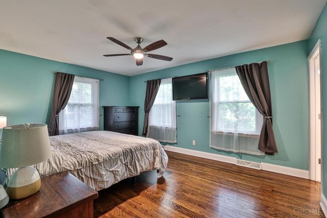 1012 Mary Lane, Wyoming, OH 45215