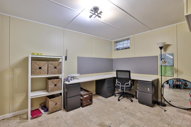 1012 Mary Lane, Wyoming, OH 45215