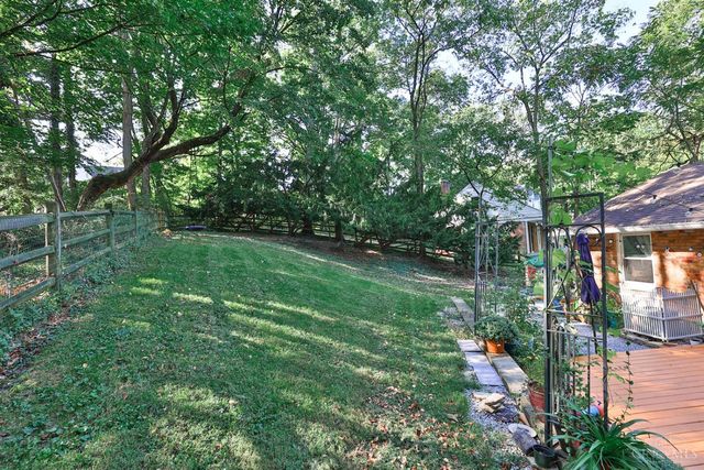 1012 Mary Lane, Wyoming, OH 45215